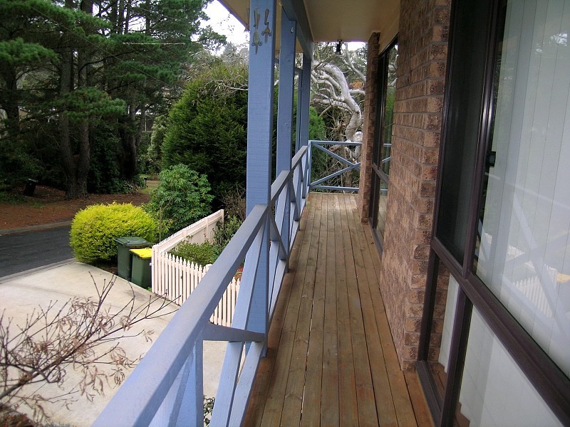 7 Eveleigh Avenue, Blackheath NSW 2785