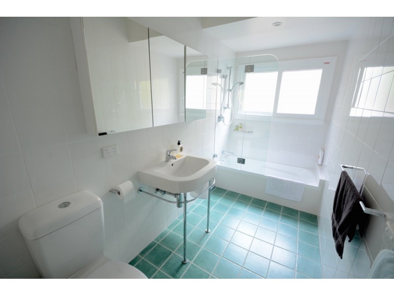 18 Barratt Street, Blackheath NSW 2785