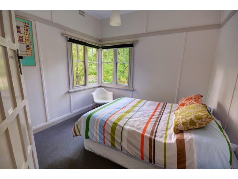 18 Barratt Street, Blackheath NSW 2785