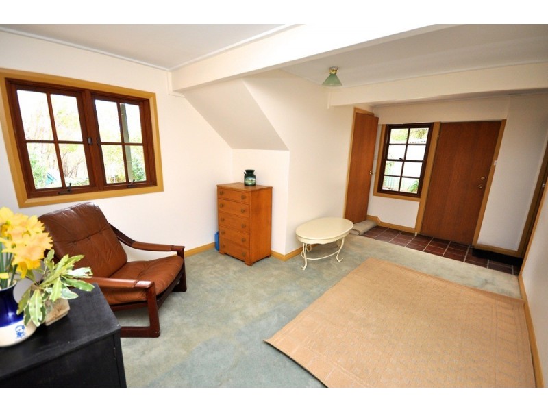 6 Harrison Street, Blackheath NSW 2785