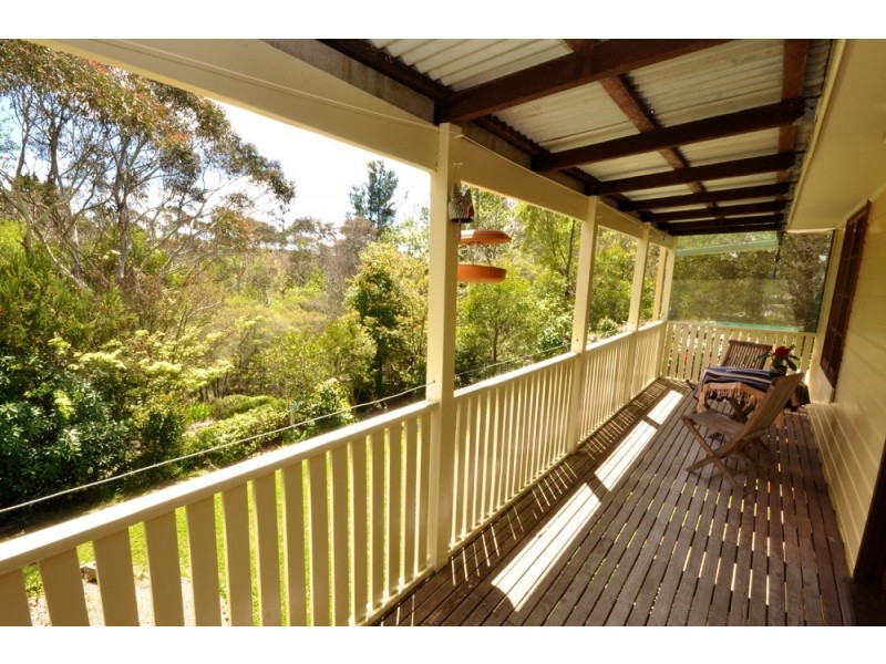 6 Harrison Street, Blackheath NSW 2785