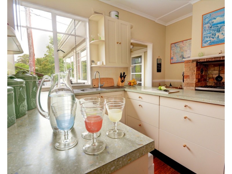 30 Carysfort St, Blackheath NSW 2785