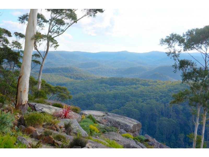 32 Wynnes Rocks Road, Mount Wilson NSW 2786