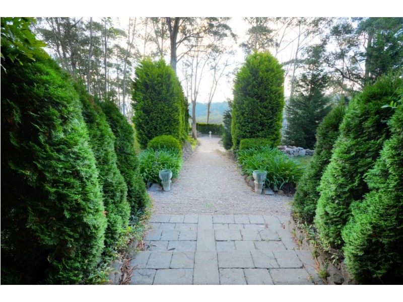 32 Wynnes Rocks Road, Mount Wilson NSW 2786