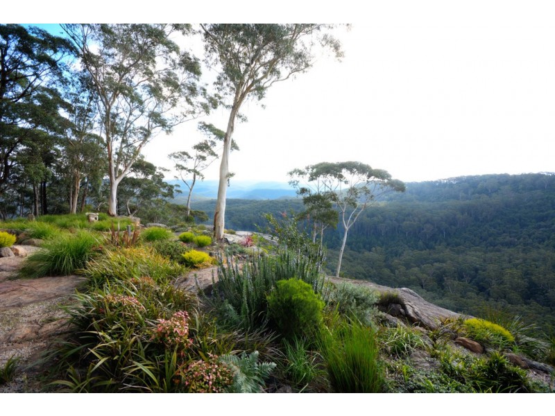 32 Wynnes Rocks Road, Mount Wilson NSW 2786