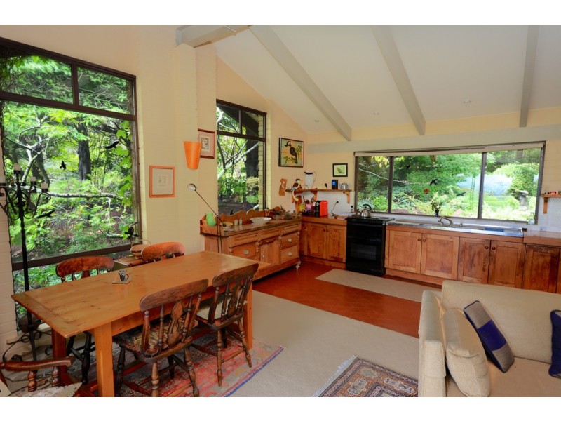 105-107 Mount Irvine Road, Mount Wilson NSW 2786