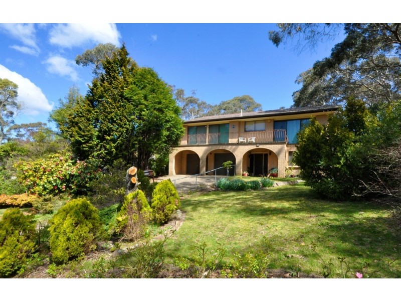 211  Connaught Road, Blackheath NSW 2785