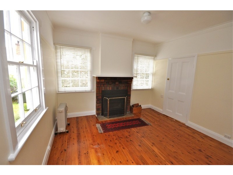 23 Hat Hill Rd, Blackheath NSW 2785