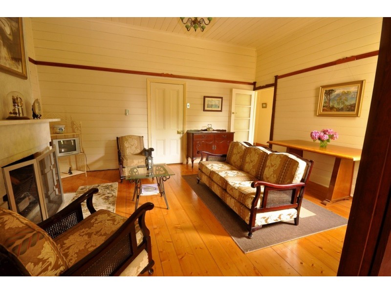 98 Wentworth Street, Blackheath NSW 2785