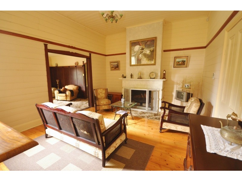 98 Wentworth Street, Blackheath NSW 2785