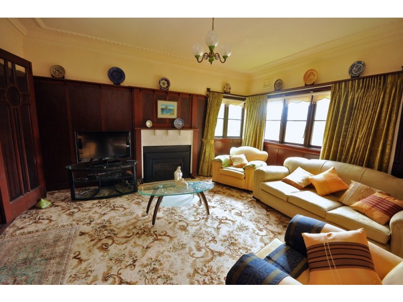 98 Wentworth Street, Blackheath NSW 2785