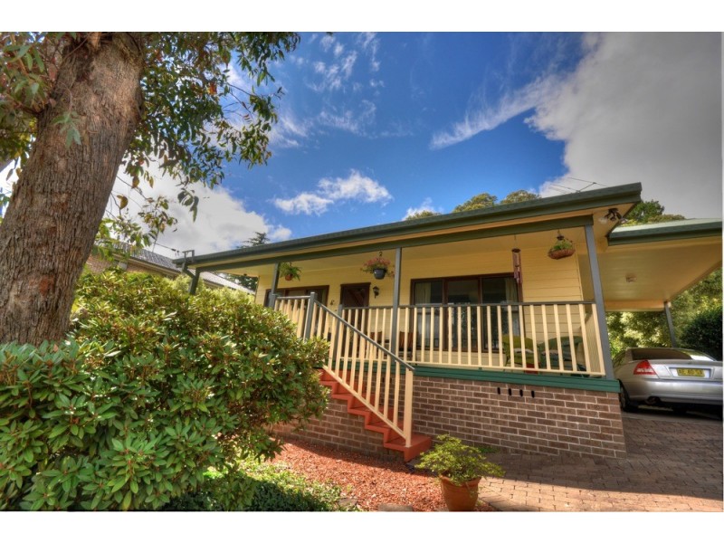 11 Hillier Avenue, Blackheath NSW 2785