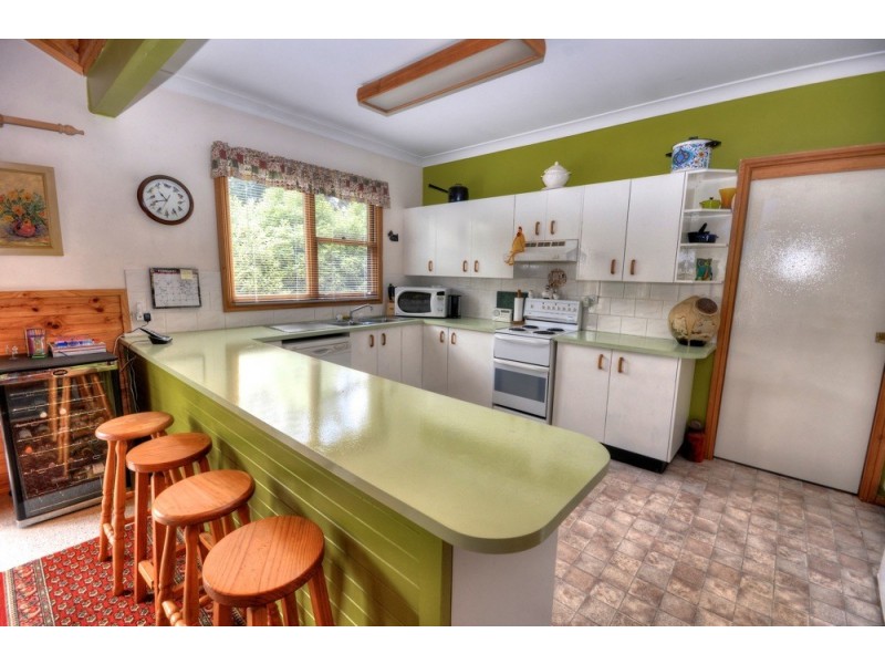 11 Hillier Avenue, Blackheath NSW 2785