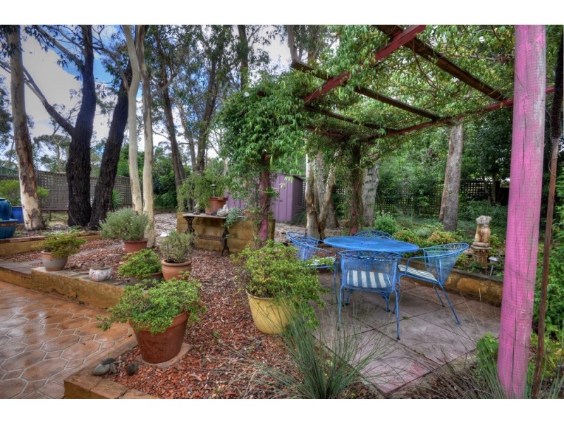 11 Hillier Avenue, Blackheath NSW 2785