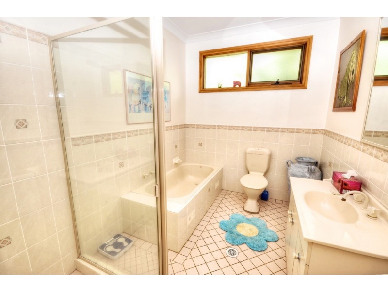 11 Hillier Avenue, Blackheath NSW 2785