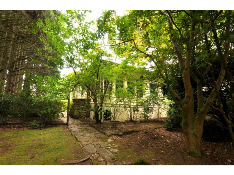 18 Brightlands Avenue, Blackheath NSW 2785