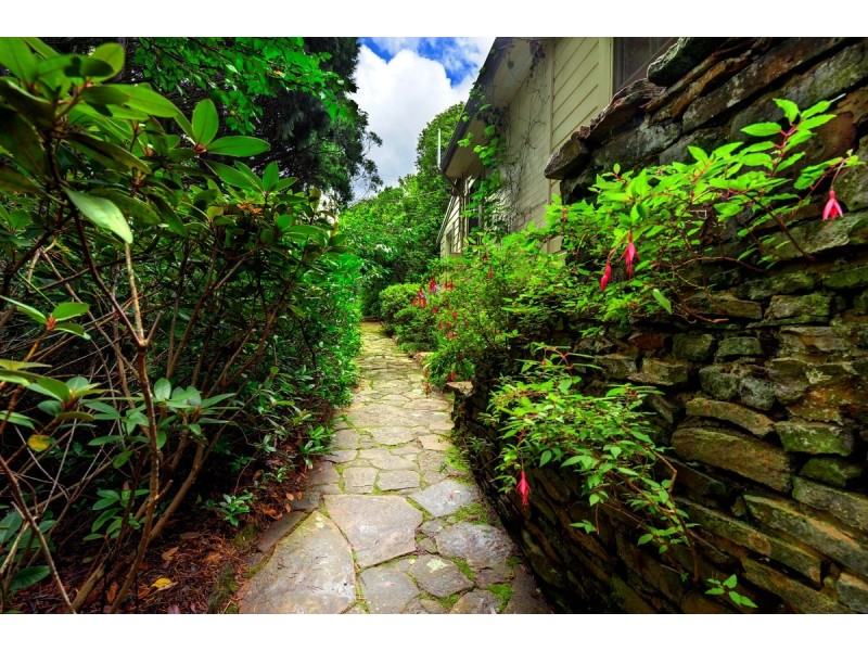 18 Brightlands Avenue, Blackheath NSW 2785