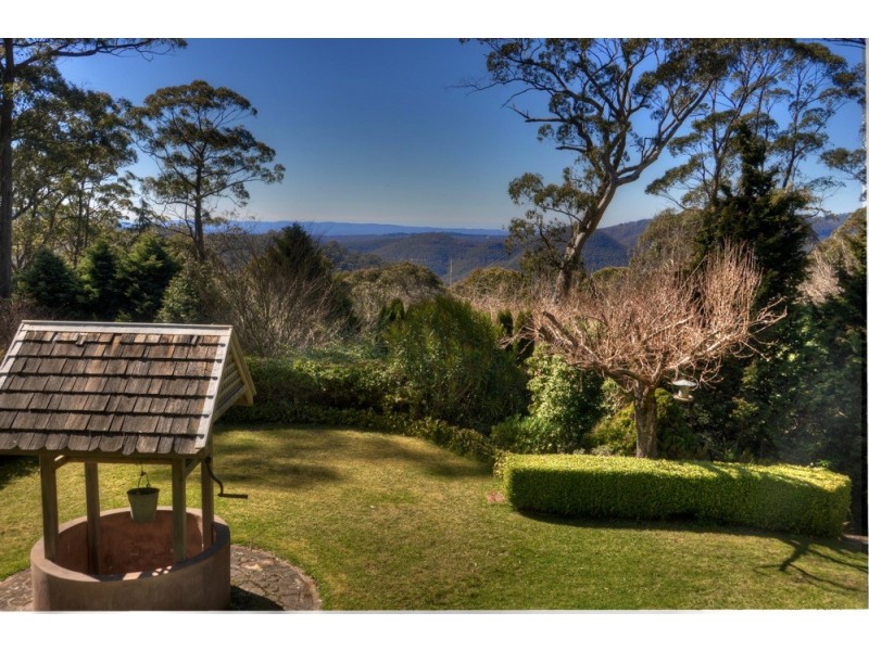 29-31 Wynnes Rocks Rd, Mount Wilson NSW 2786