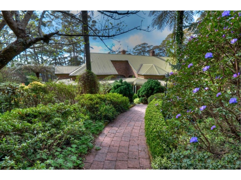 29-31 Wynnes Rocks Rd, Mount Wilson NSW 2786