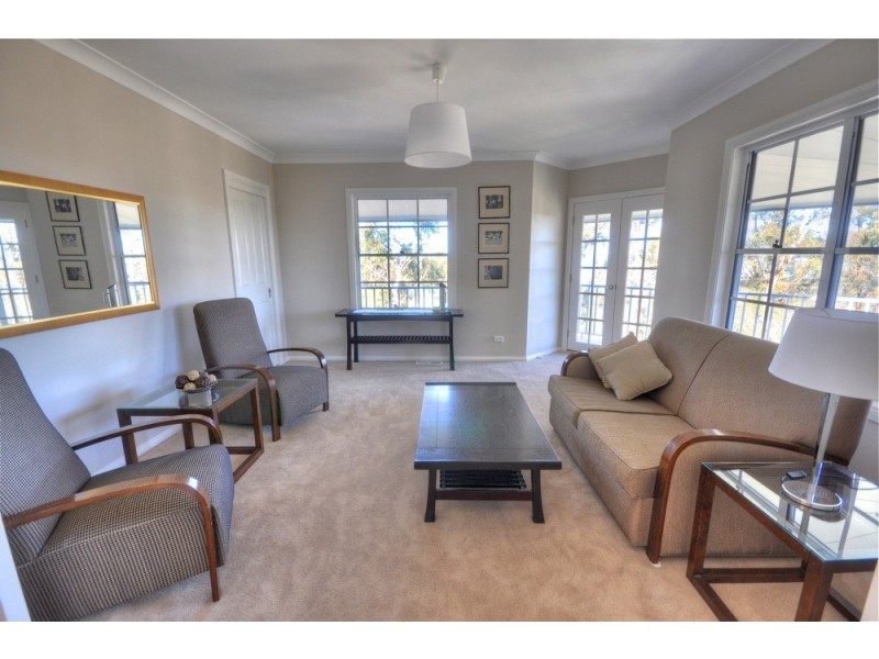 1 Lookout Street, Blackheath NSW 2785