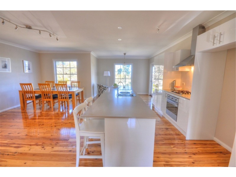 1 Lookout Street, Blackheath NSW 2785