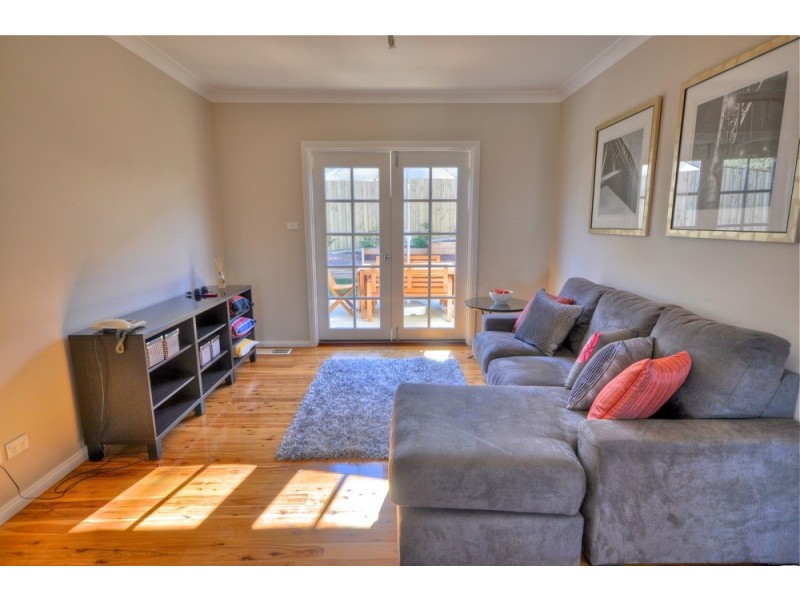 1 Lookout Street, Blackheath NSW 2785