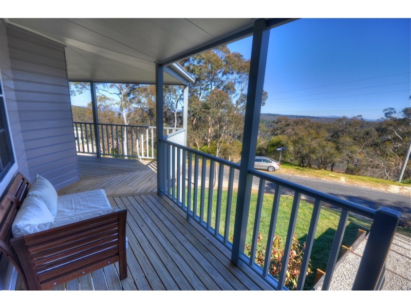 1 Lookout Street, Blackheath NSW 2785