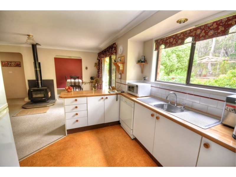 19 Blue Gum Avenue, Medlow Bath NSW 2780