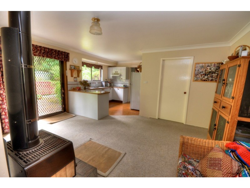 19 Blue Gum Avenue, Medlow Bath NSW 2780