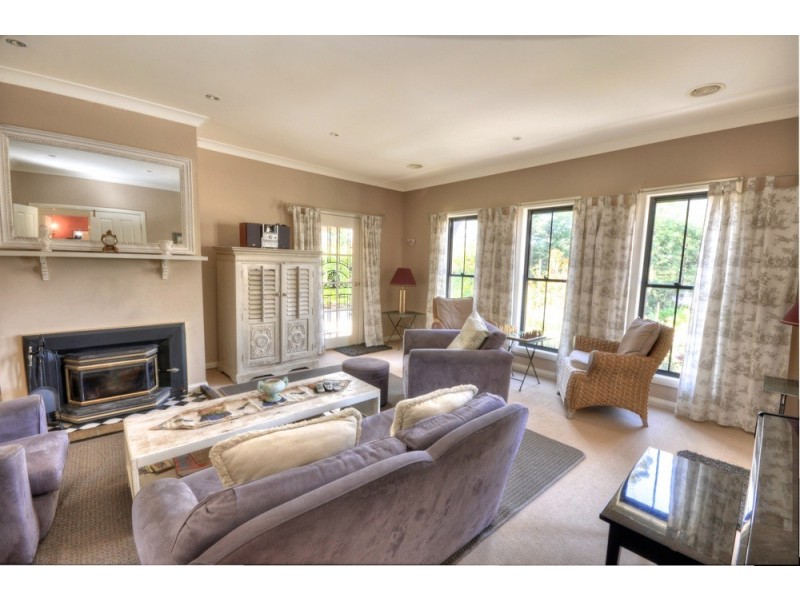 16 Seiberi Close, Blackheath NSW 2785