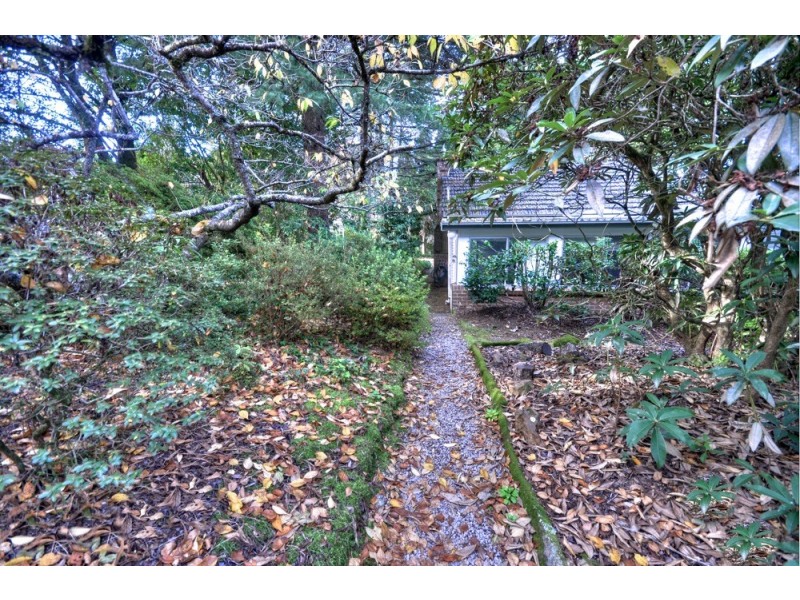 11-15 Barratt Street, Blackheath NSW 2785