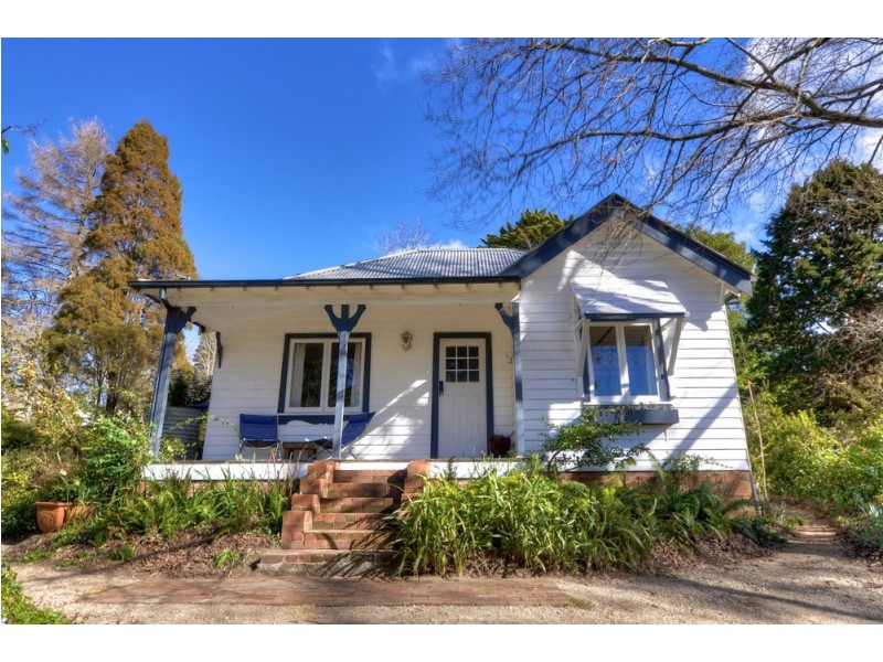 41 Inconstant Street, Blackheath NSW 2785