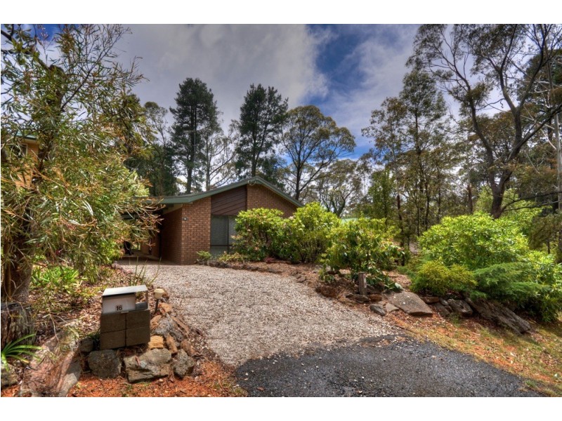 16 Sheila Street, Medlow Bath NSW 2780