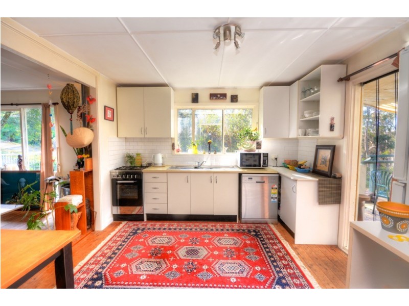 2 Dell Street, Blackheath NSW 2785