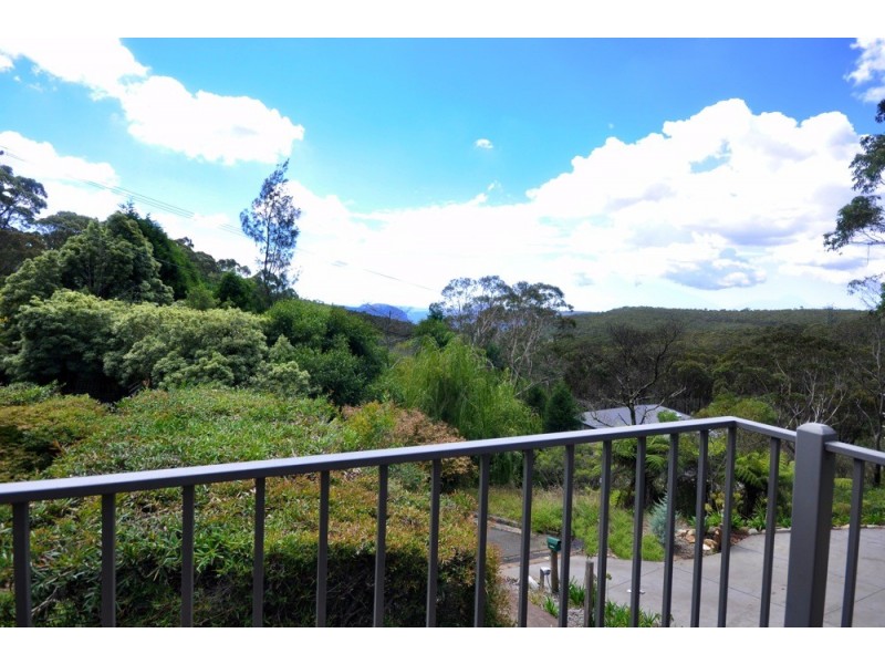 223 Connaught Road, Blackheath NSW 2785