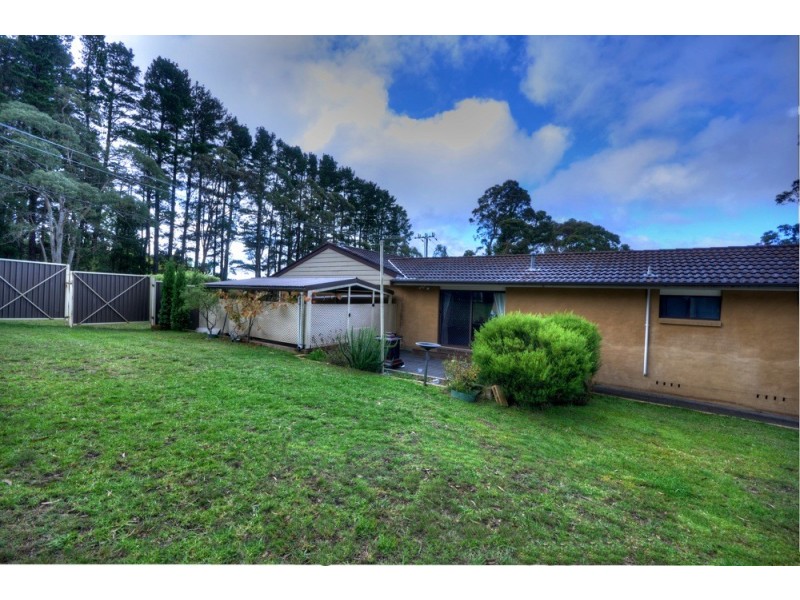 1 Radiance Avenue, Blackheath NSW 2785