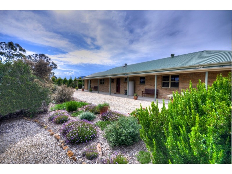 55 Bonnie Blink Drive, Little Hartley NSW 2790