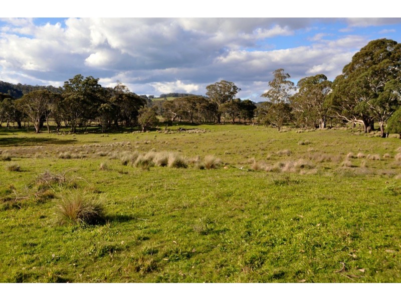 215 Wicketty War Road, Hampton NSW 2790