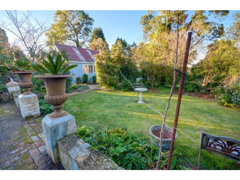 27 Inconstant Street, Blackheath NSW 2785