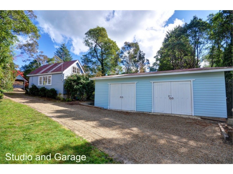 27 Inconstant Street, Blackheath NSW 2785