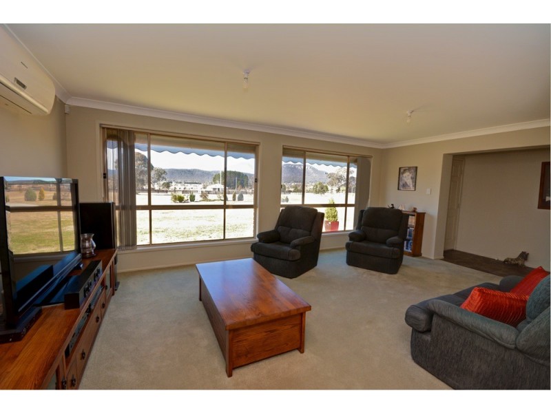 5 River Lett Close, Hartley NSW 2790