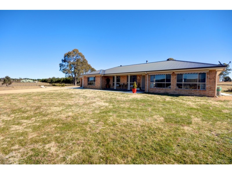 5 River Lett Close, Hartley NSW 2790