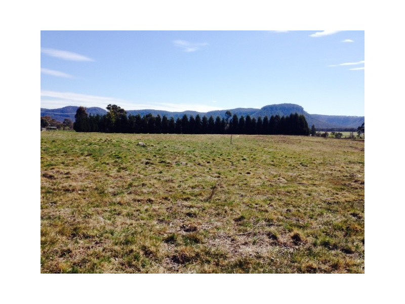 8 Granger Place, Hartley NSW 2790