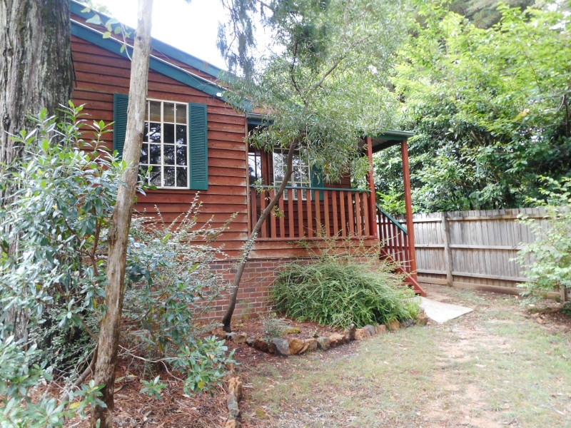 2/181 GOVETTS LEAP ROAD, Blackheath NSW 2785