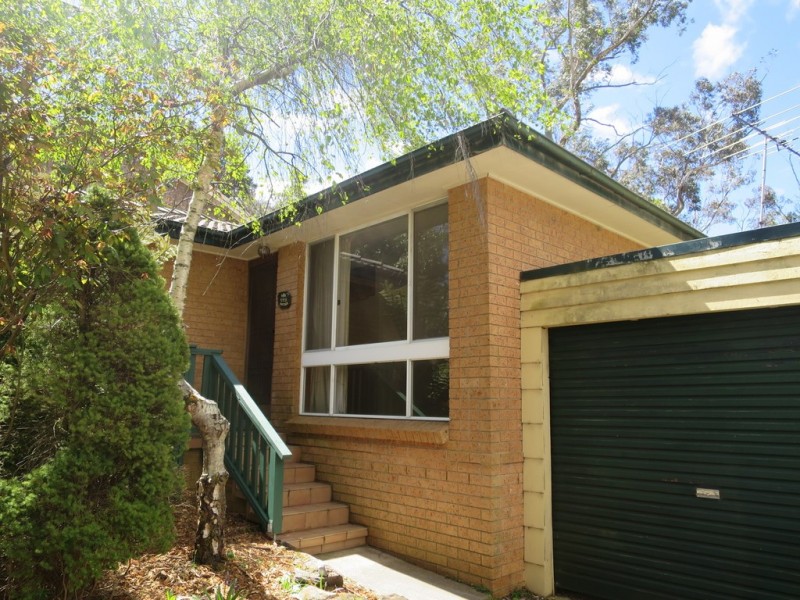 18 Heath St, Blackheath NSW 2785