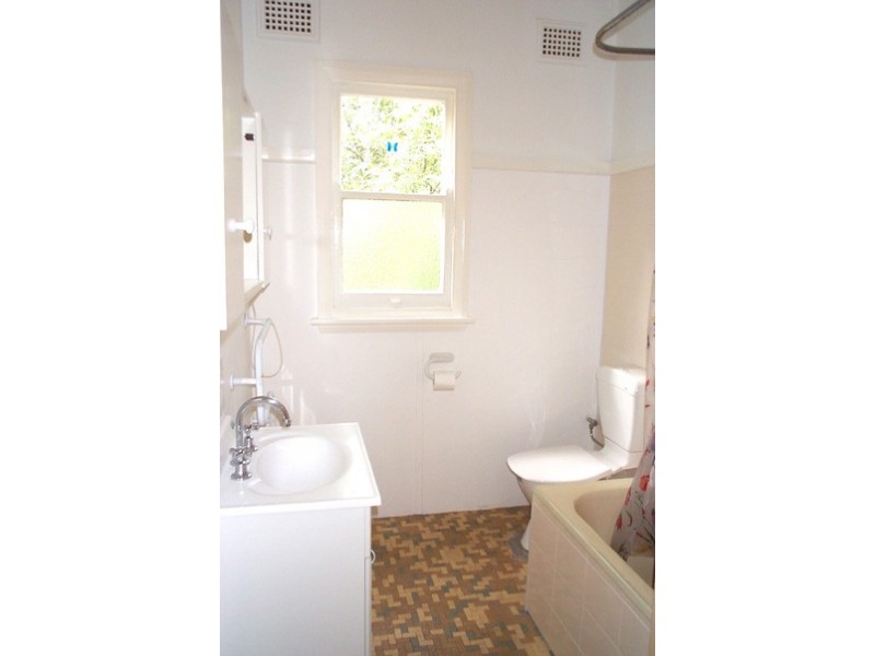 8 Evans Lookout Road, Blackheath NSW 2785