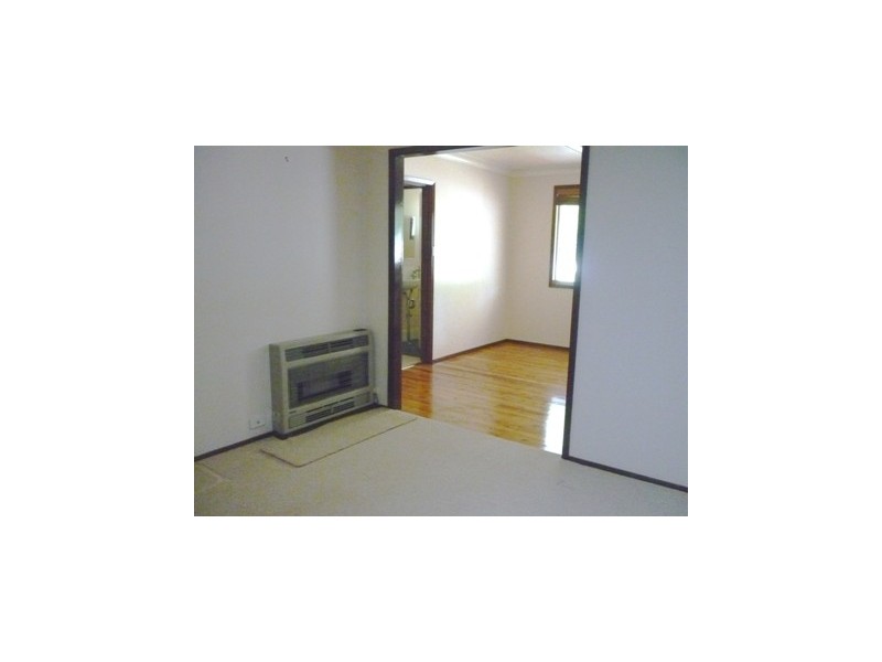 36 LAKEVIEW AVENUE, Blackheath NSW 2785