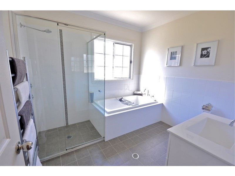 1 LOOKOUT STREET, Blackheath NSW 2785