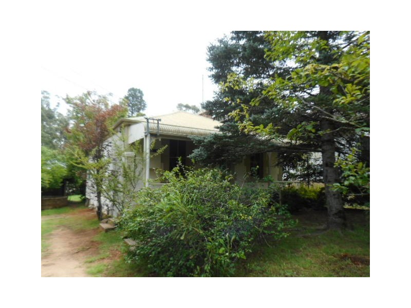 8-10 RICHMOND AVENUE, Medlow Bath NSW 2780