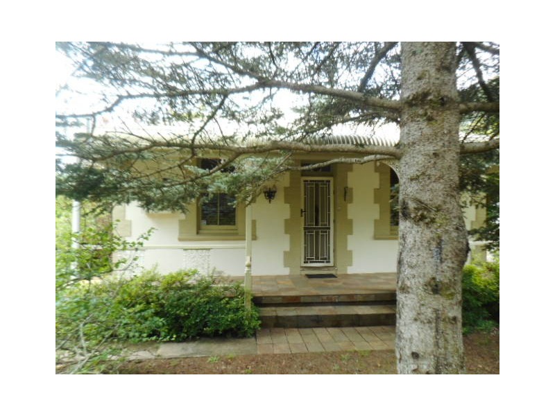 8-10 RICHMOND AVENUE, Medlow Bath NSW 2780